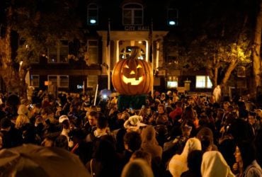 Lighting of the Great Pumpkin in St. Helens, Oregon (Photo: City of St Helens)