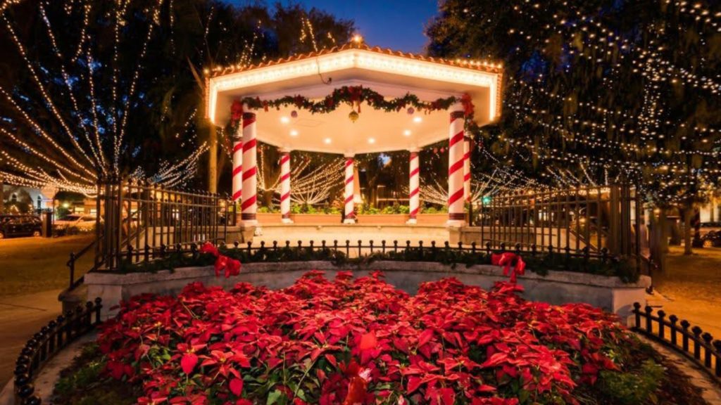 Plaza Gazebo during Nights of Lights (Photo: St. Augustine, Ponte Vedra, and The Beaches Visitors and Convention Bureau)