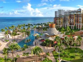 Pool and beach at Villa del Palmar Cancun (Photo: Villa del Palmar Cancun)