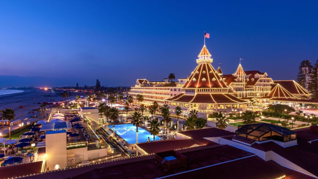 Hotel del Coronado all lit up for Christmas (Photo: Hotel del Coronado)