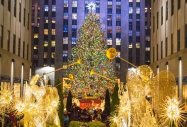 Rockefeller Center all decorated for Christmas (Photo: Shutterstock)