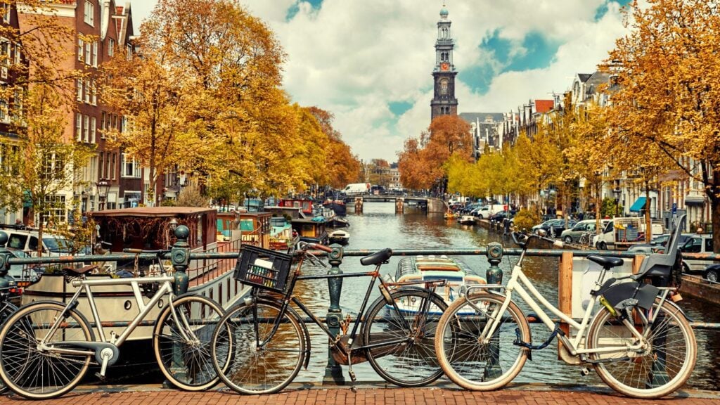 Canals of Amsterdam (Photo: Shutterstock)