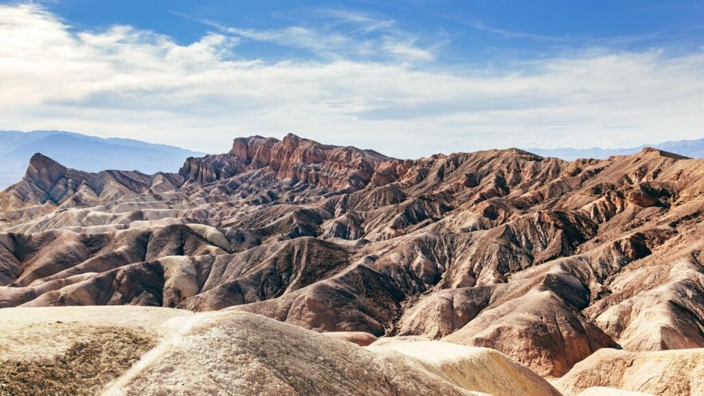 Death Valley national park in winter is more comfortable than it is in the summer (Photo: Envato)