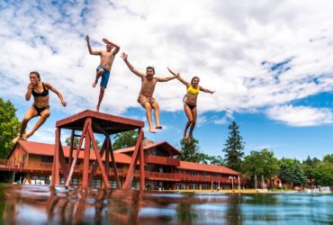 Jumping in the water at Fair Hills Resort in Detroit Lakes, Minnesota (Photo: Fair Hills Resort)