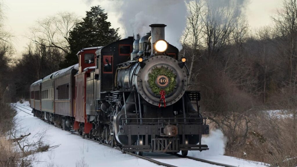 New Hope Railroad's Christmas train ride offers three classes of service to suit every budget (Photo: New Hope Railroad)