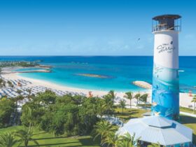 Beach and zip line at Great Stirrup Cay (Photo: Norwegian Cruise Line)