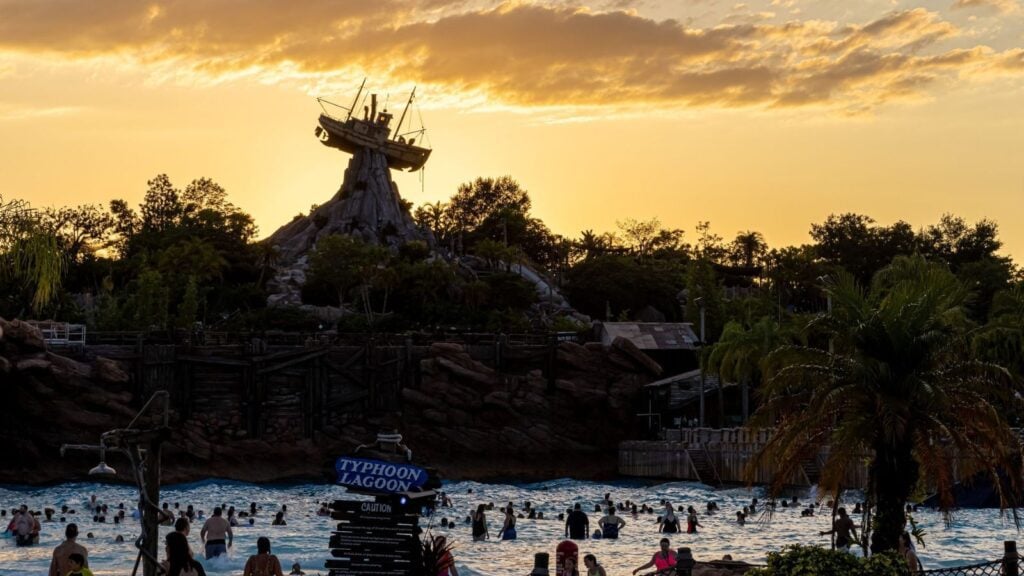 Disney’s H2O Glow After Hours at Typhoon Lagoon (Photo: Courtney Kiefer)