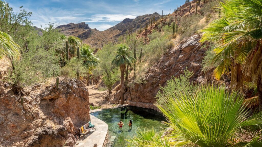 Resor butik all-inclusive AS untuk pasangan ini adalah oasis gurun sejati di Arizona (Foto: Castle Hot Springs)
