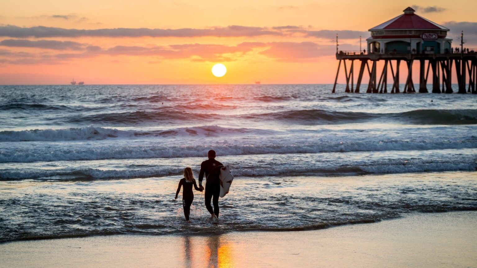 12 things to do in Huntington Beach that kids and adults will love