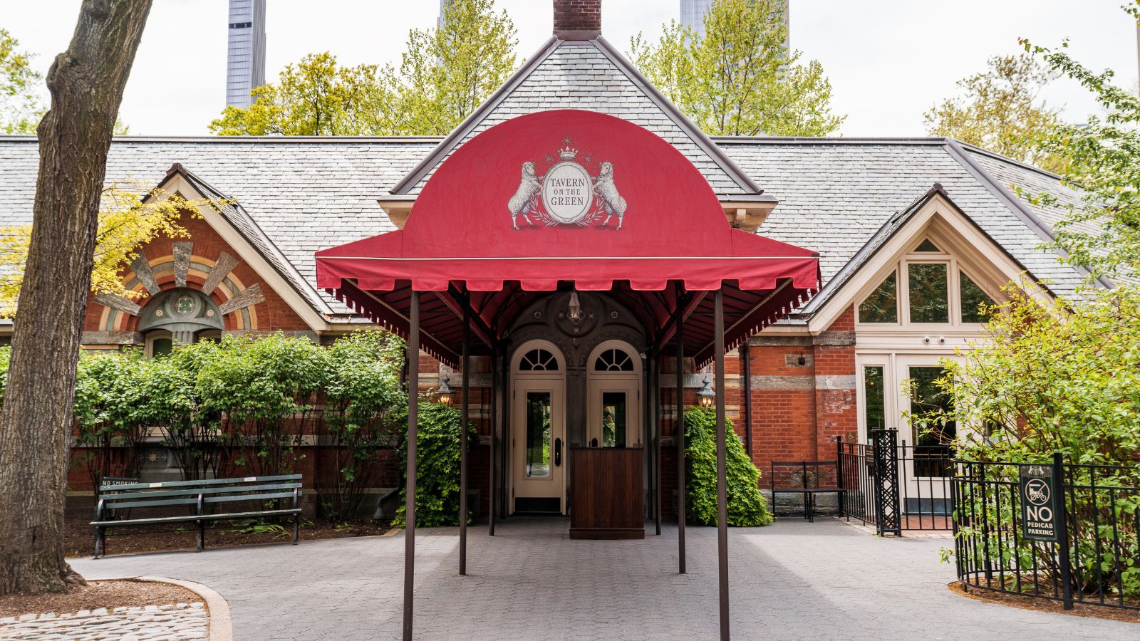 10 Kid-Friendly Restaurants in New York Close to All the Attractions