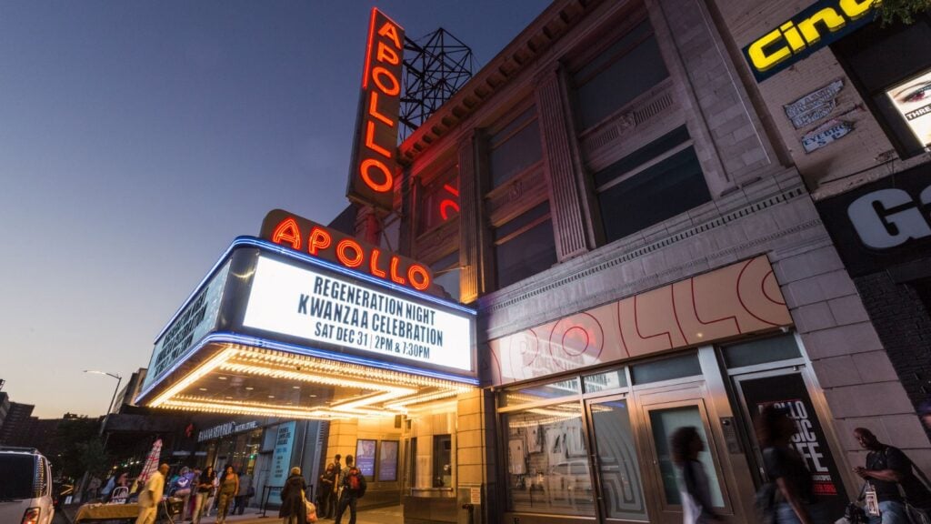 The Apollo near Aloft Harlem (Photo: NYC GO)
