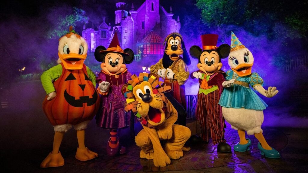 Costumed characters at Mickey's Not-So-Scary Halloween Party (Photo: Disney)