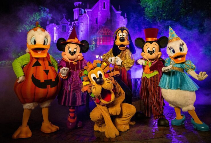 Costumed characters at Mickey's Not-So-Scary Halloween Party (Photo: Disney)
