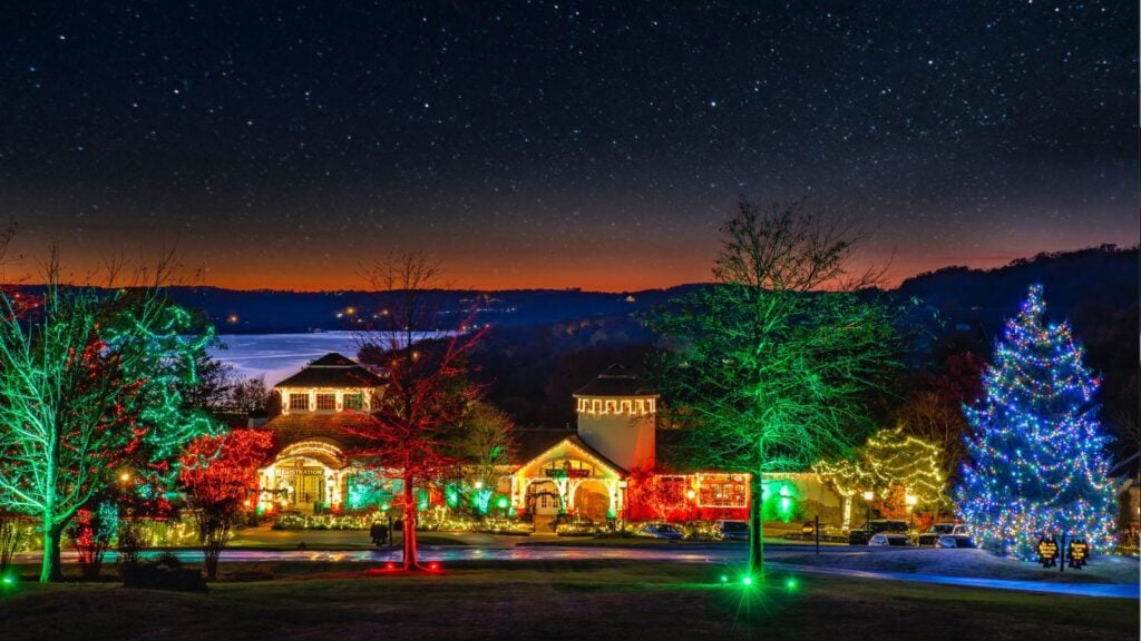 Big Cedar Lodge gets all decked out for the holidays (Photo: Big Cedar Lodge)