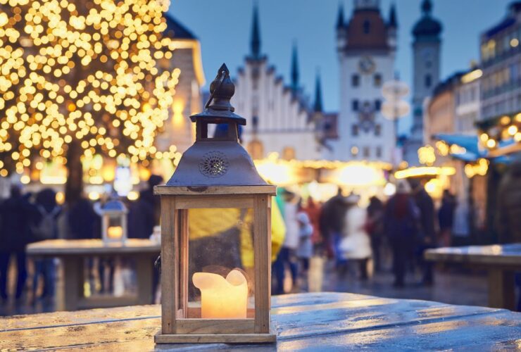 Traditional Christmas market in Germany (Photo: Envato)