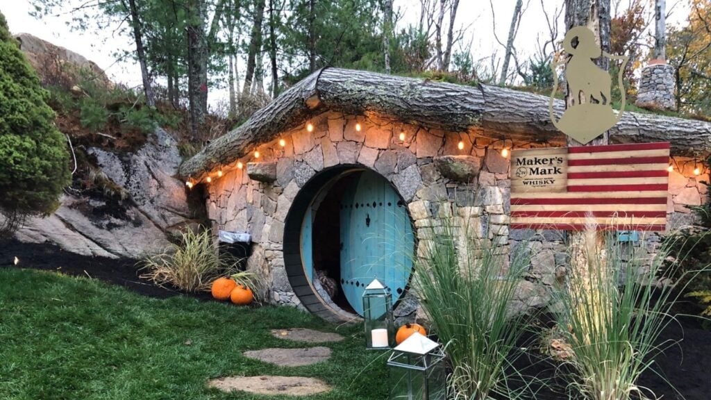 Dine with pizazz inside a Hobbit House (Photo: The Preserve)