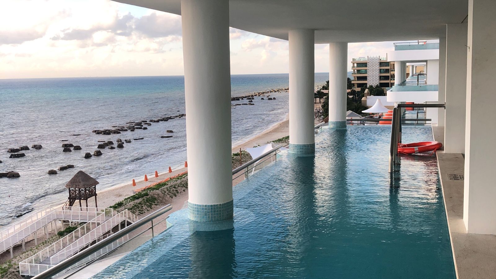 Every guest room is a swim up oceanfront suite at Nickelodeon Hotels and Resorts Riviera Maya (Photo: Josh Roberts)