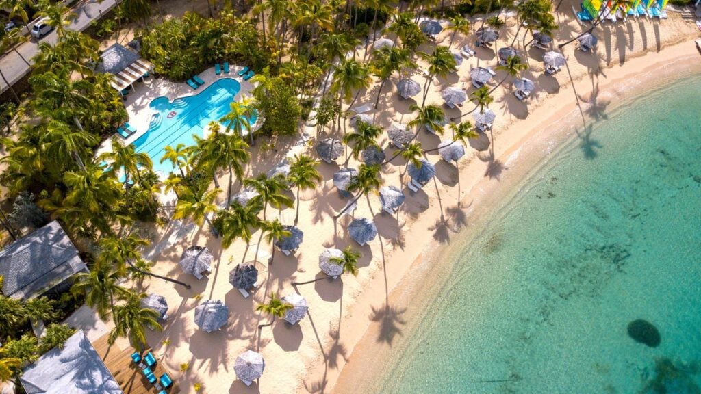 Pool and beach at Curtain Bluff Resort in Antigua (Photo: Curtain Bluff Resort)