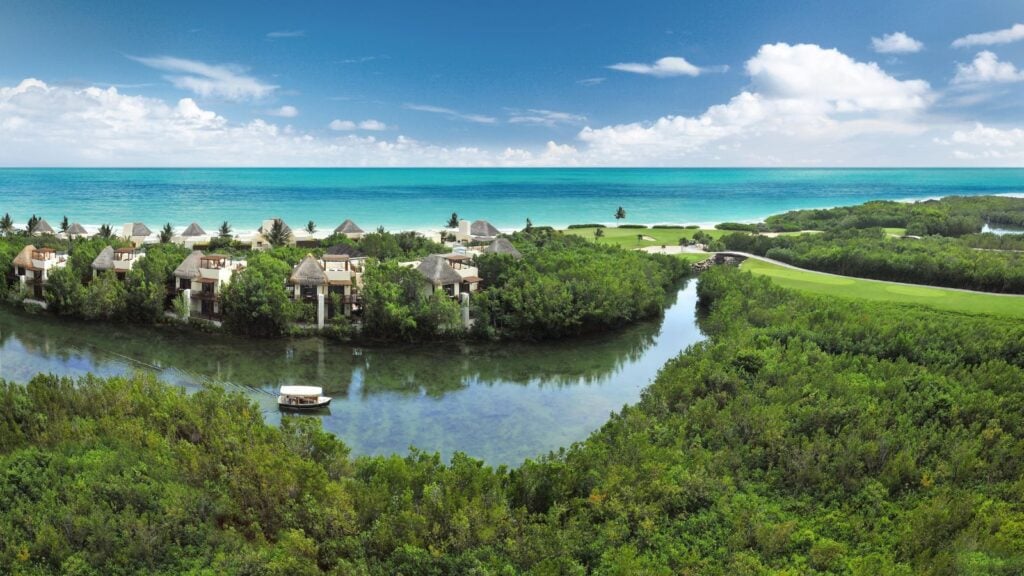 Fairmont Mayakoba is the best Caribbean luxury resort in Mexico (Photo: Fairmont Mayakoba)