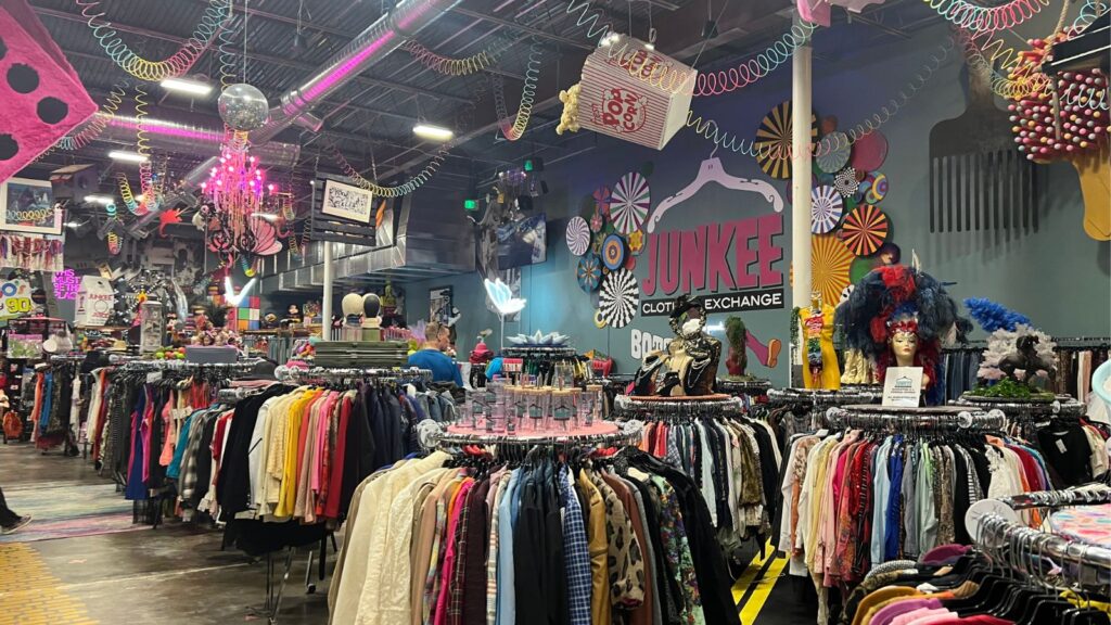 Junkee Clothing Exchange in Reno