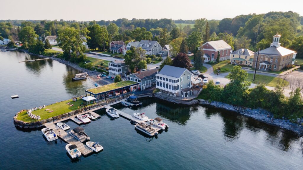Pier Bar at North Hero House on Lake Champlain
