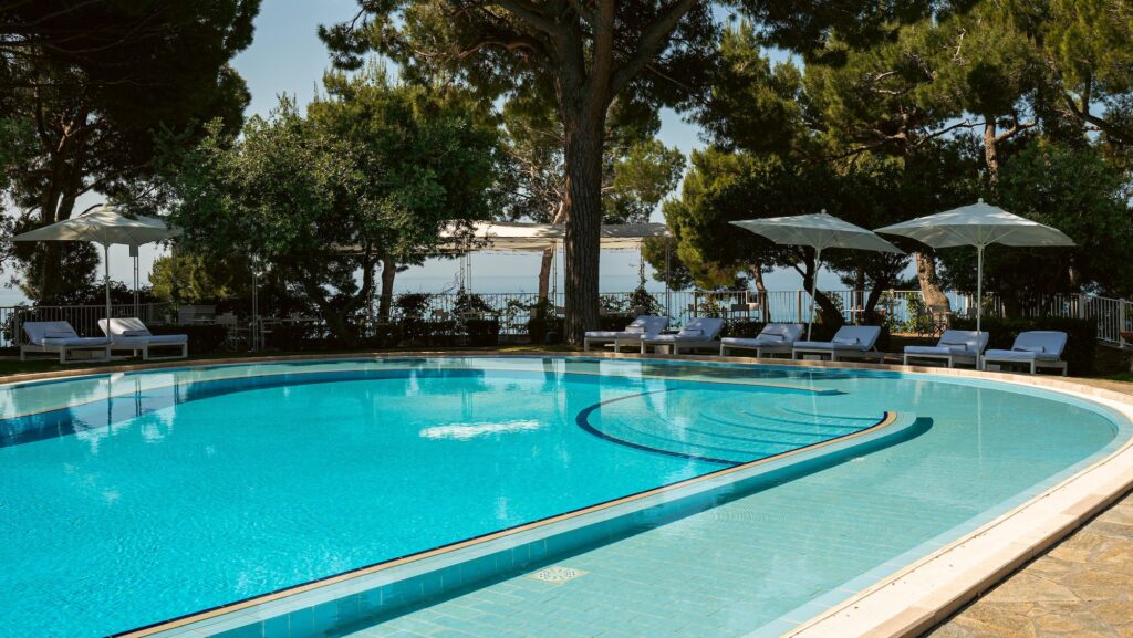 swimming pool at Santavenere hotel in Italy