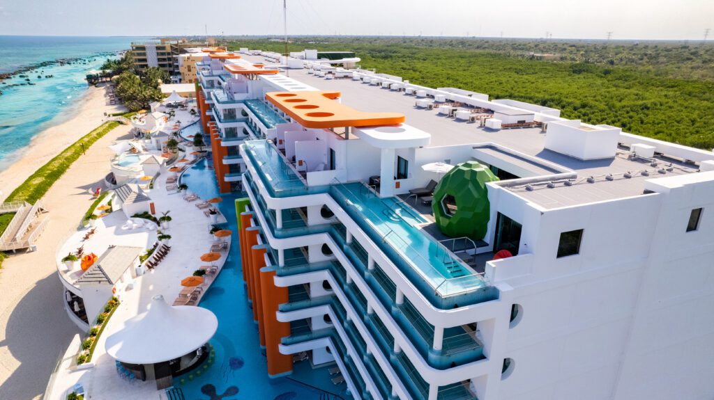 Every room is a swim-up room at Nickelodeon Hotels and Resorts Riviera Maya (Photo: Nickelodeon Hotels)