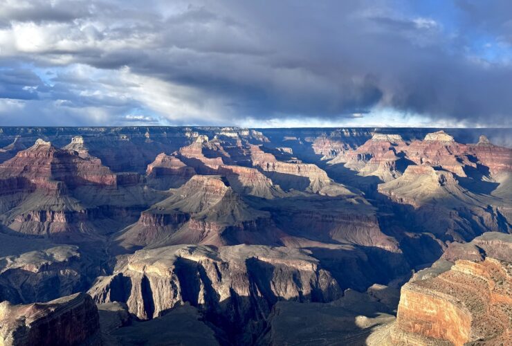 View of Grand Canyon South Rim in the late afternoon