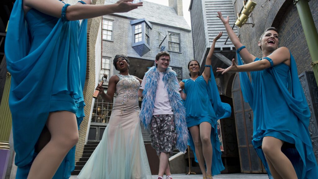 Performance by Celestina Warbeck and the Banshees at The Wizarding World of Harry Potter