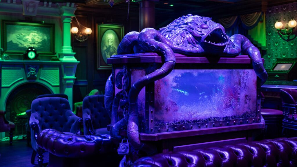 Haunted Mansion Parlor fish tank
