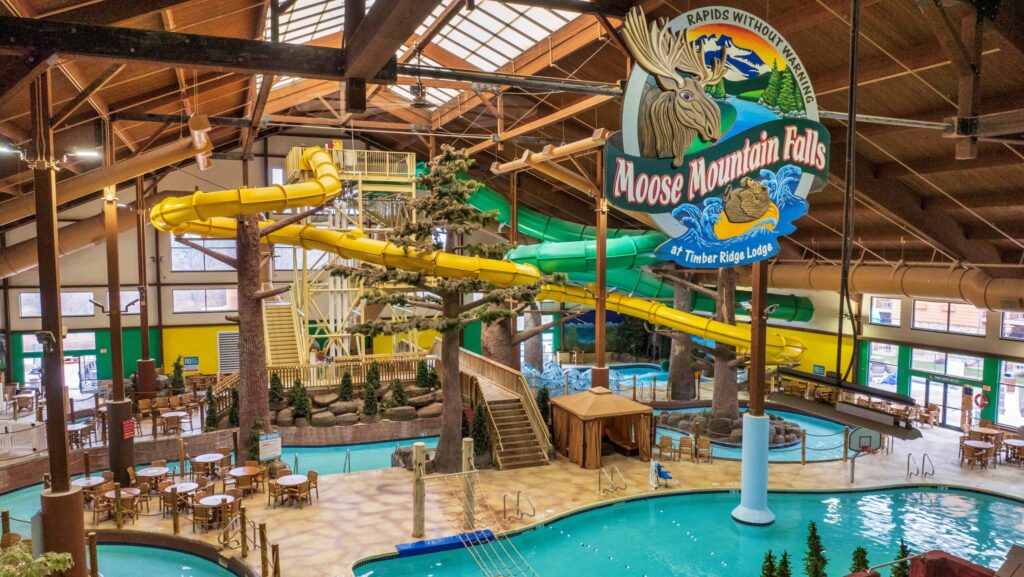 An overhead view of the water park at Timber Ridge Lodge