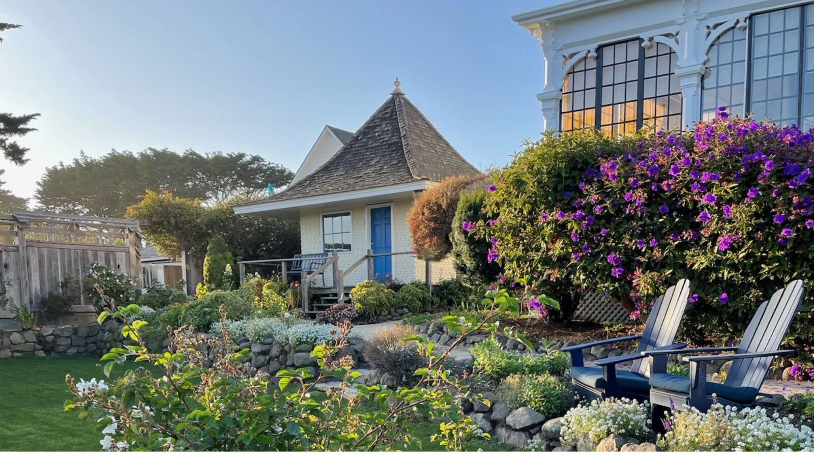 view of yard and building at MacCallum House in Mendocino, California