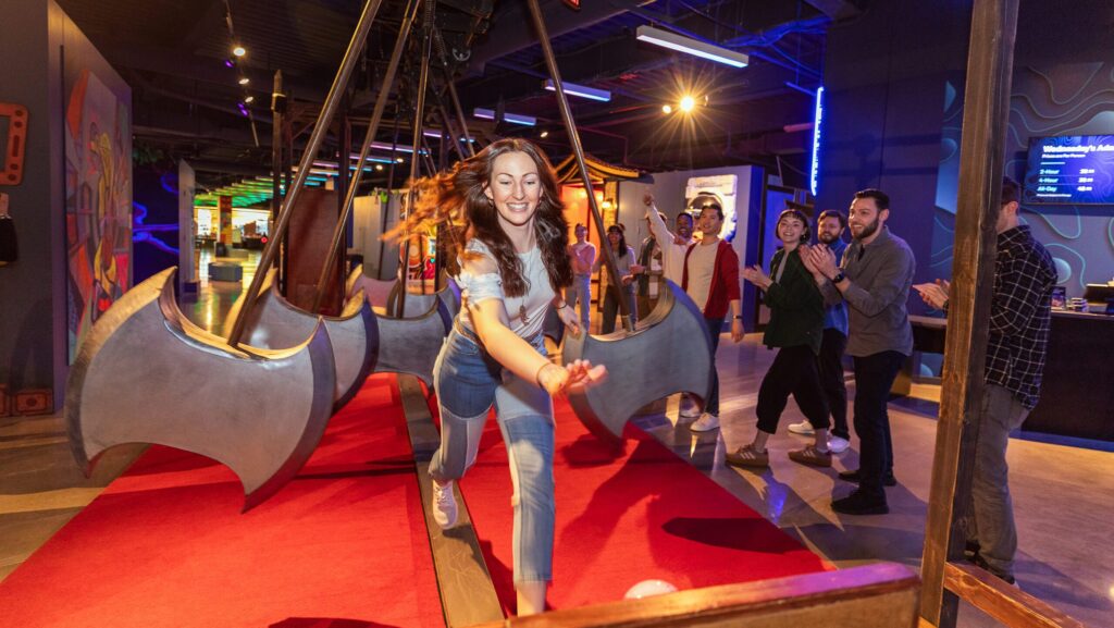 Girl playing games at LEVEL99