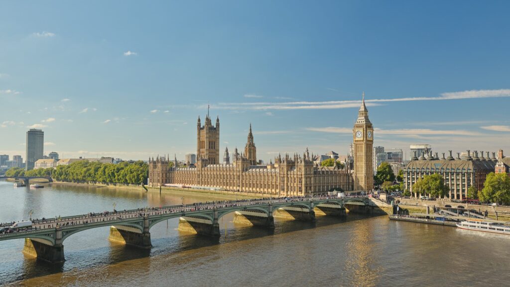 Pemandangan Big Ben dan Parlemen dari Hall Hall County An Marriott