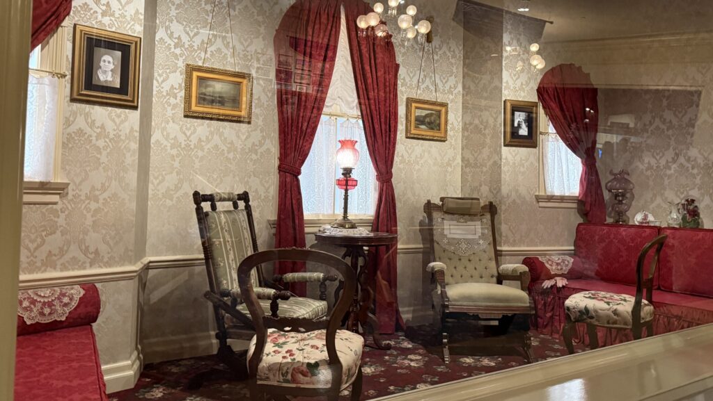 Recreation of Walt Disney's apartment inside Walt Disney - A Magical Life
