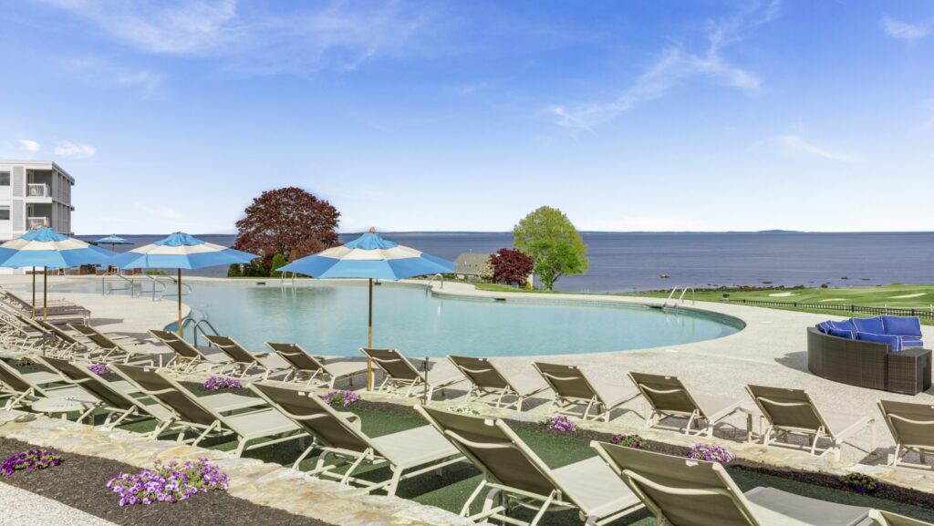 Penobscot Bay's Samoset Resort has perfected the art of effortless Maine luxury (Photo: Samoset Resort)