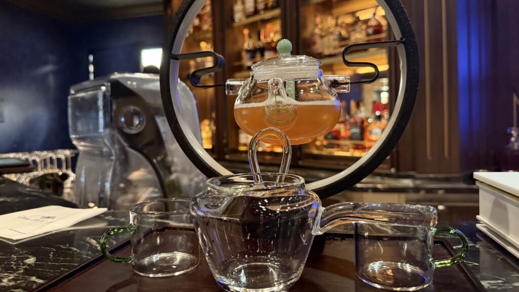 Revealing cocktail on Disney Destiny