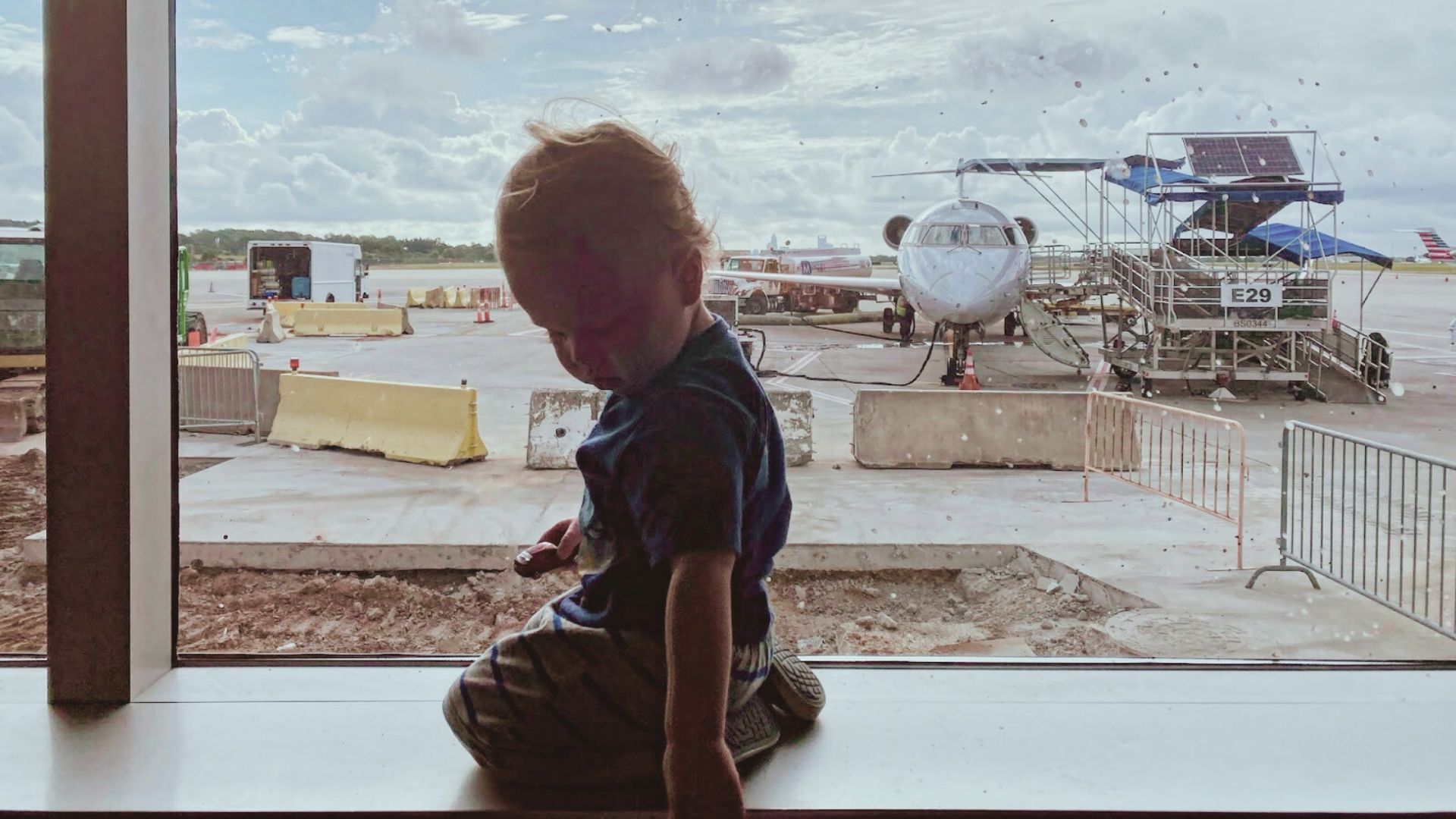 The totally unexpected joys of flying with a baby - FamilyVacationist