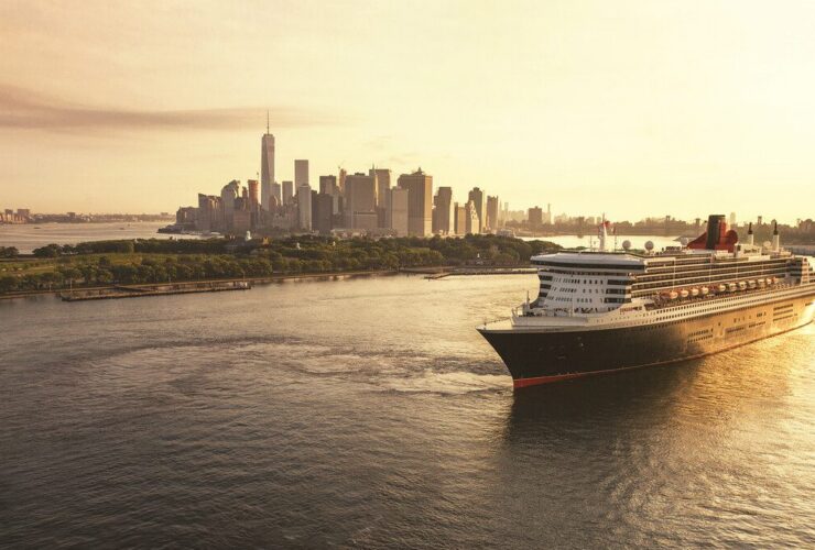 Cunard Queen Mary 2 in New York City