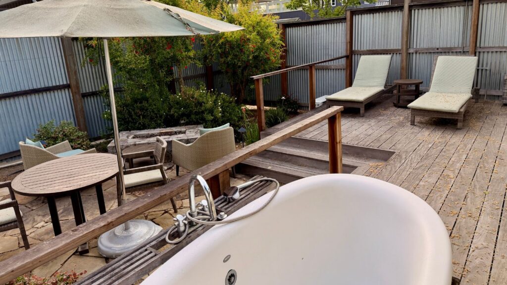 bak halaman di pondok panen di Carneros Resort & Spa