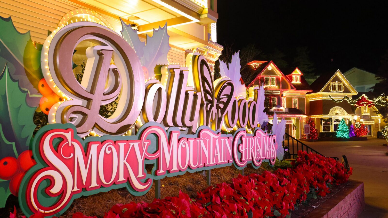 Dollywood entrance sign at the holidays.