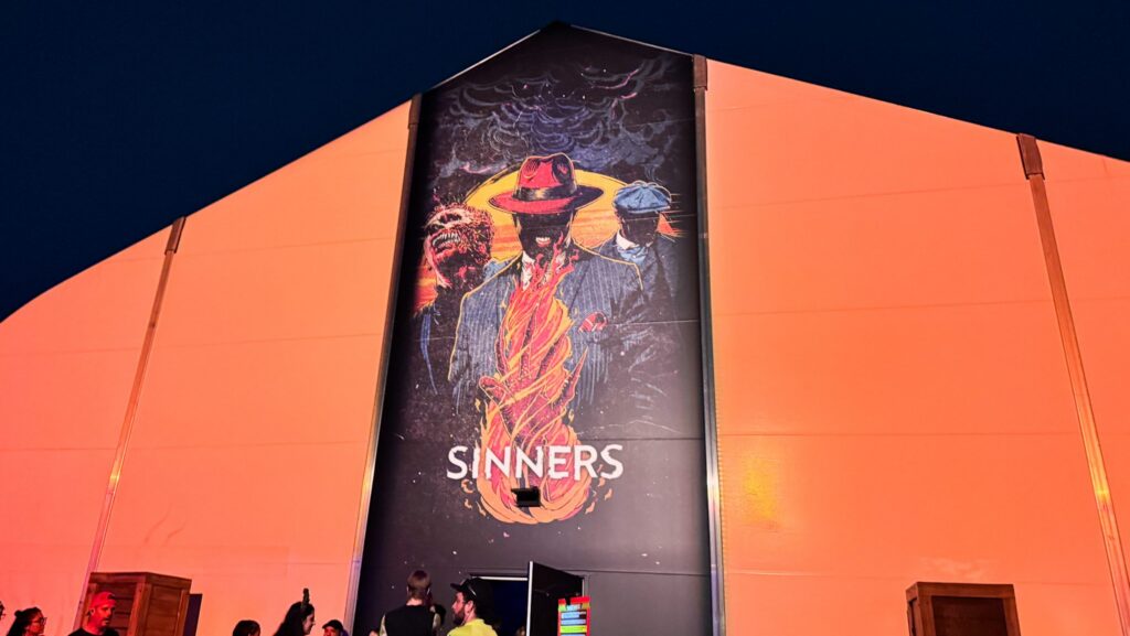 Entrance to Sinners haunted house at Halloween Horror Nights